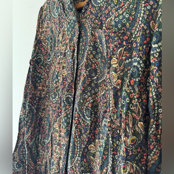 APC Blouse - Picture 3 of 5